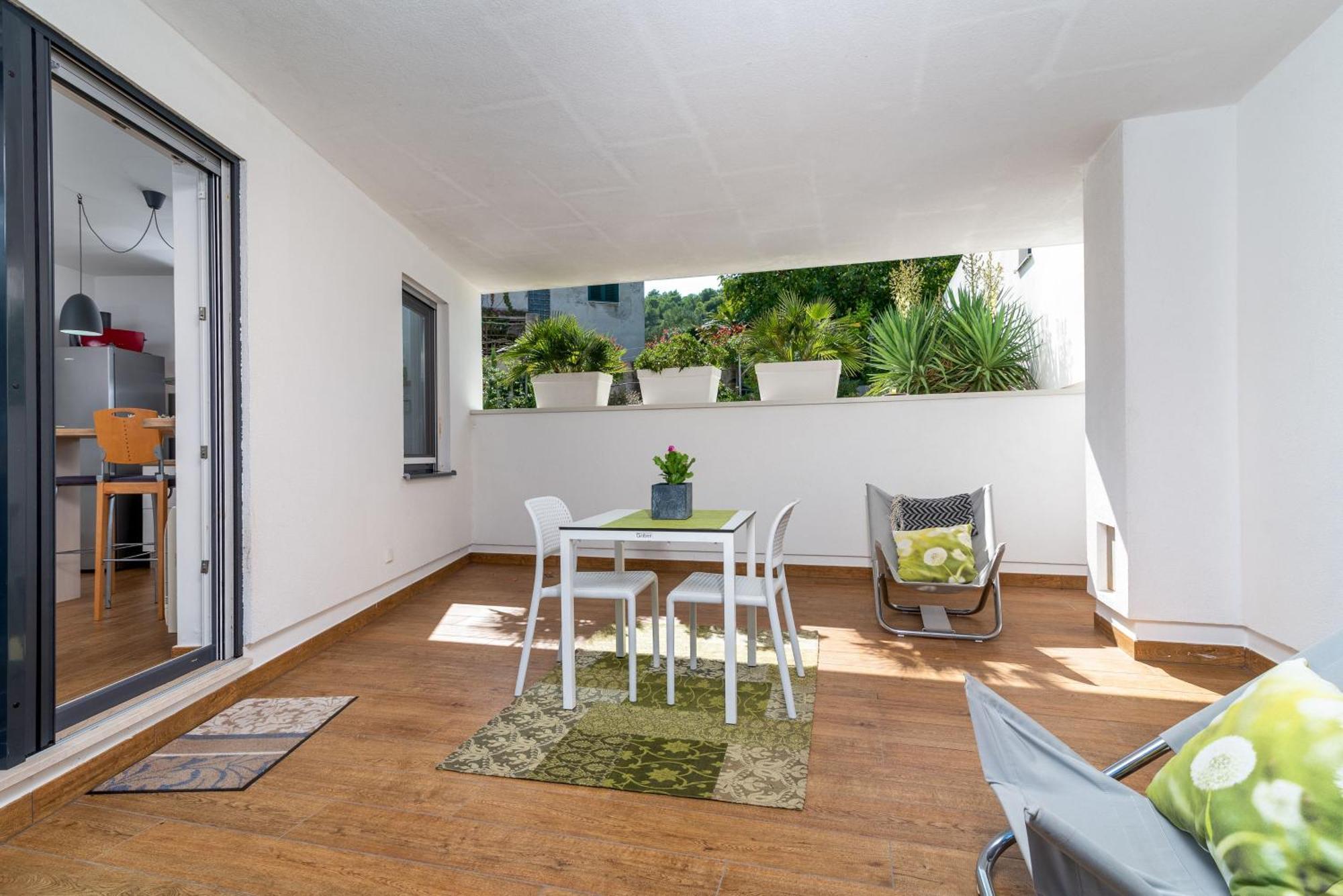Casa Vita Apartments スラティネ エクステリア 写真