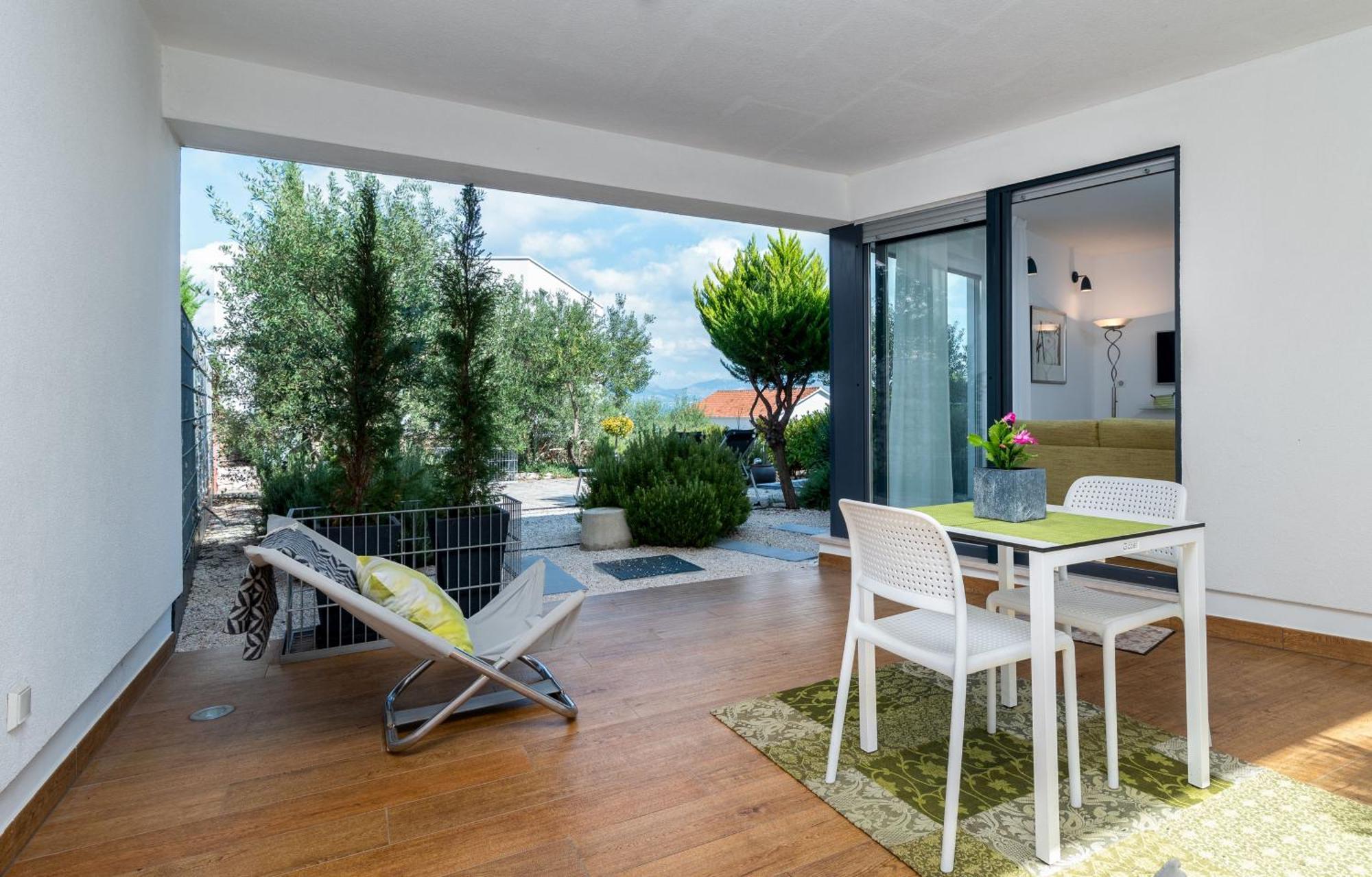 Casa Vita Apartments スラティネ エクステリア 写真