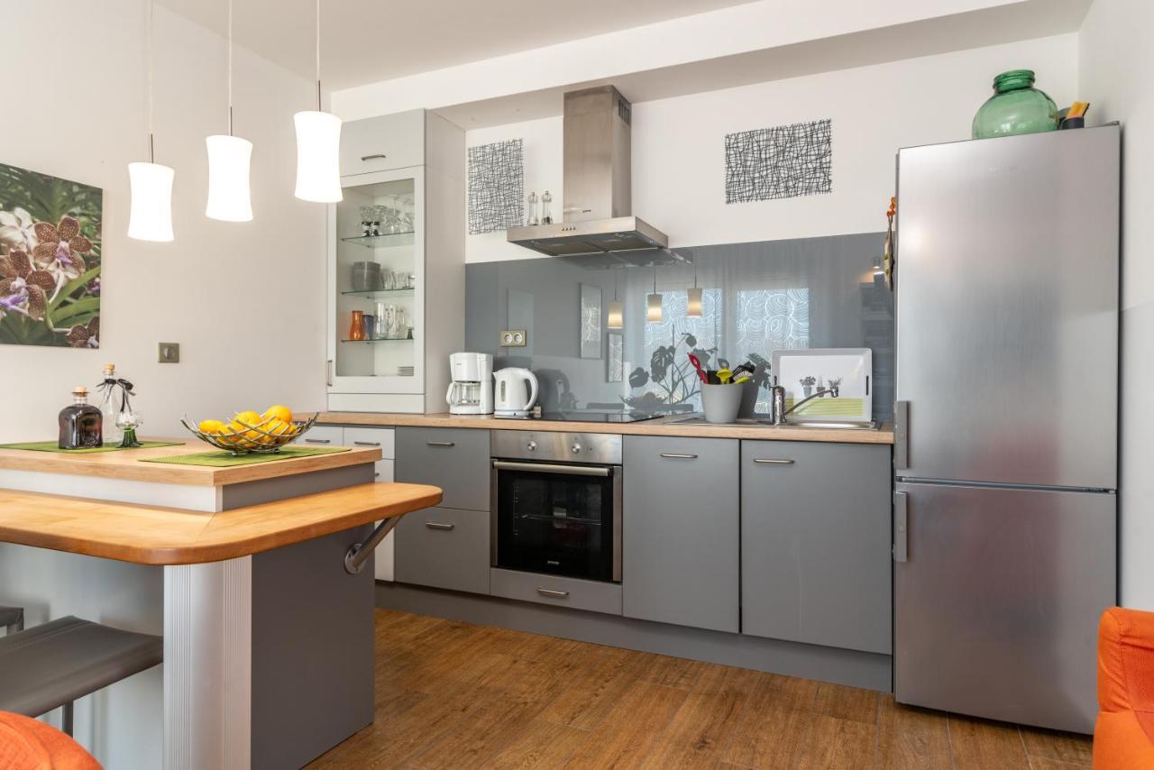 Casa Vita Apartments スラティネ エクステリア 写真