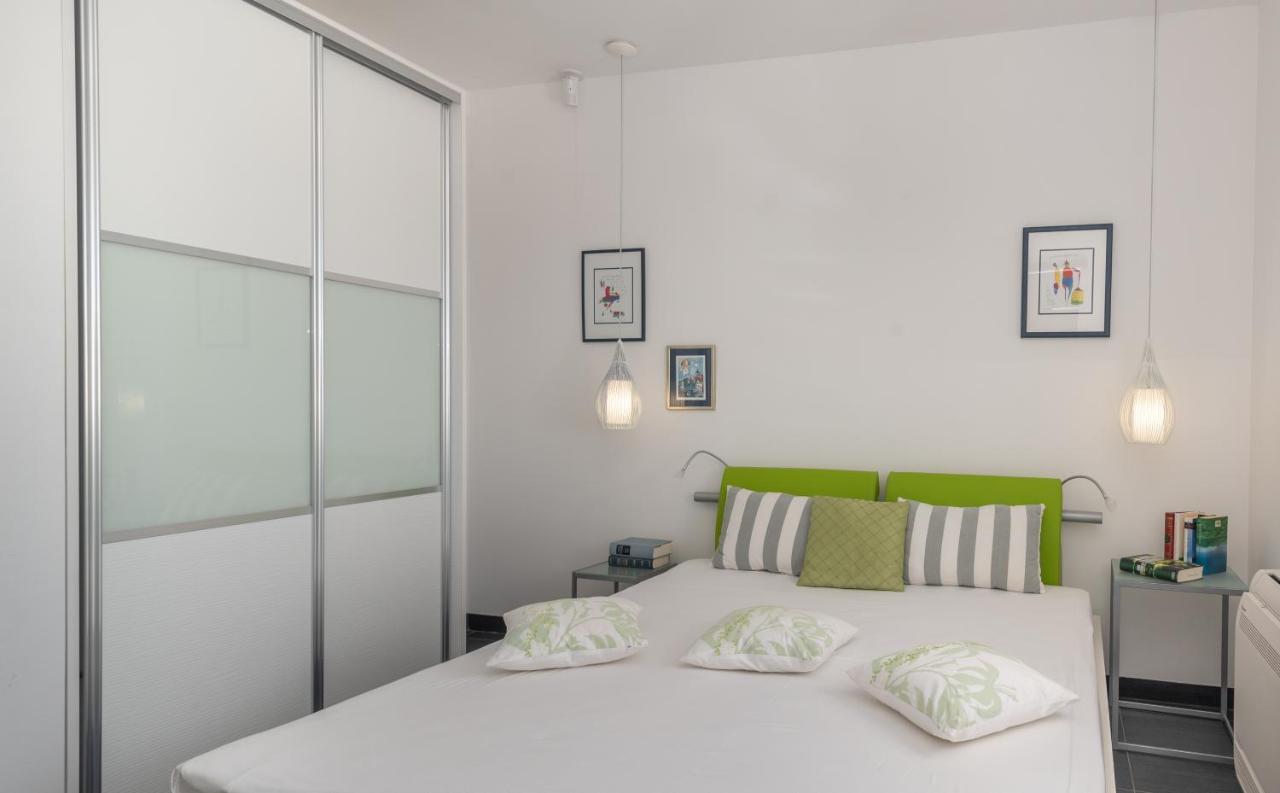Casa Vita Apartments スラティネ エクステリア 写真