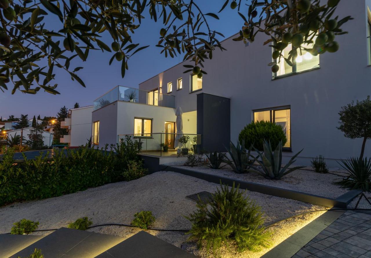 Casa Vita Apartments スラティネ エクステリア 写真